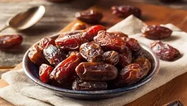 افطار کردن با خرما و فواید آن