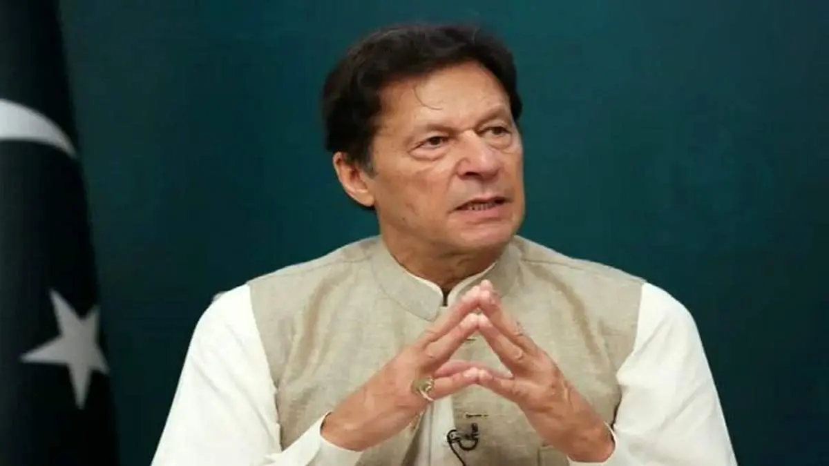 عمران خان حکم استیضاح خود را پذیرفت