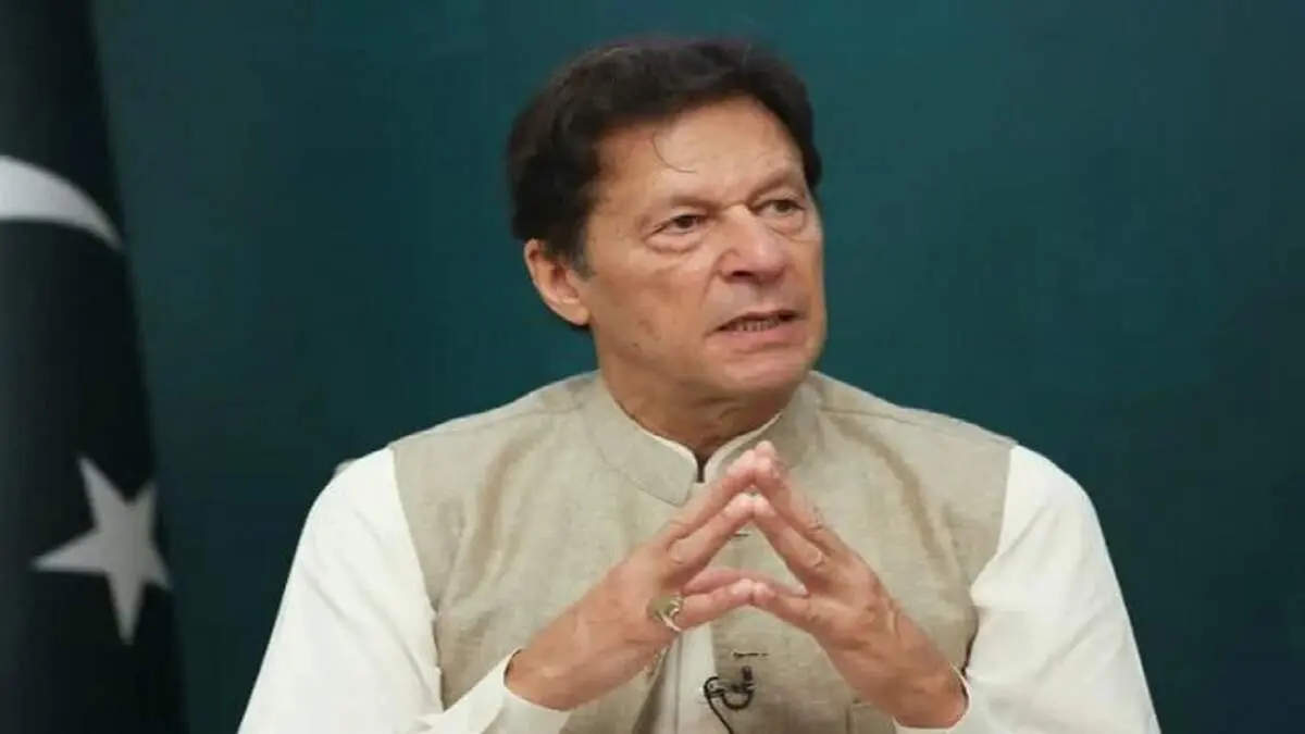 عمران خان حکم استیضاح خود را پذیرفت