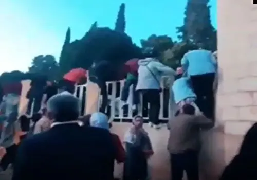 حافظیه تا اطلاع ثانوی تعطیل است