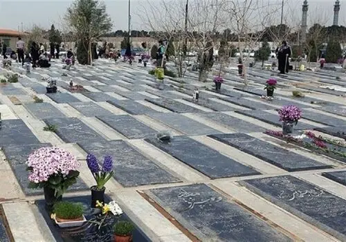 سنگ قبر پرتقالی خاص که تنها دو عدد از آن در ایران موجود است + فیلم