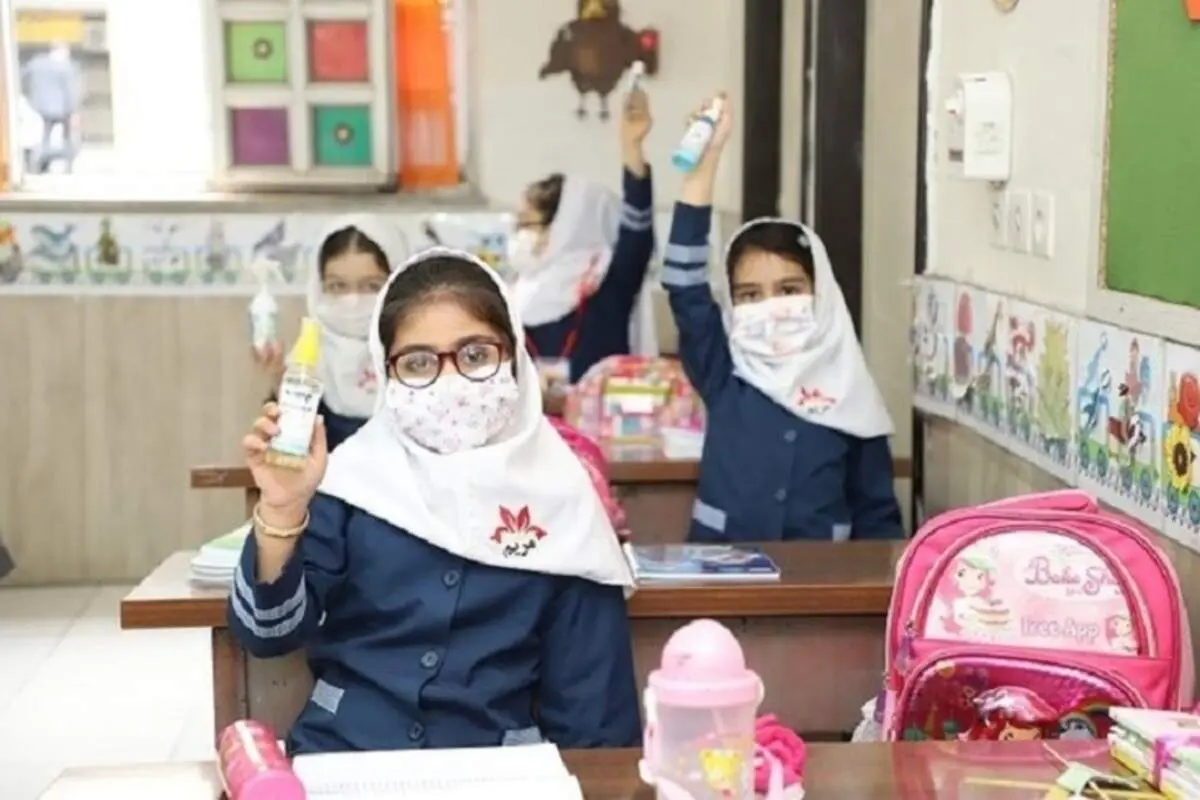 تاکید ستاد ملی کرونا بر حضوری شدن مدارس و دانشگاه‌ها بعد از تعطیلات نوروزی