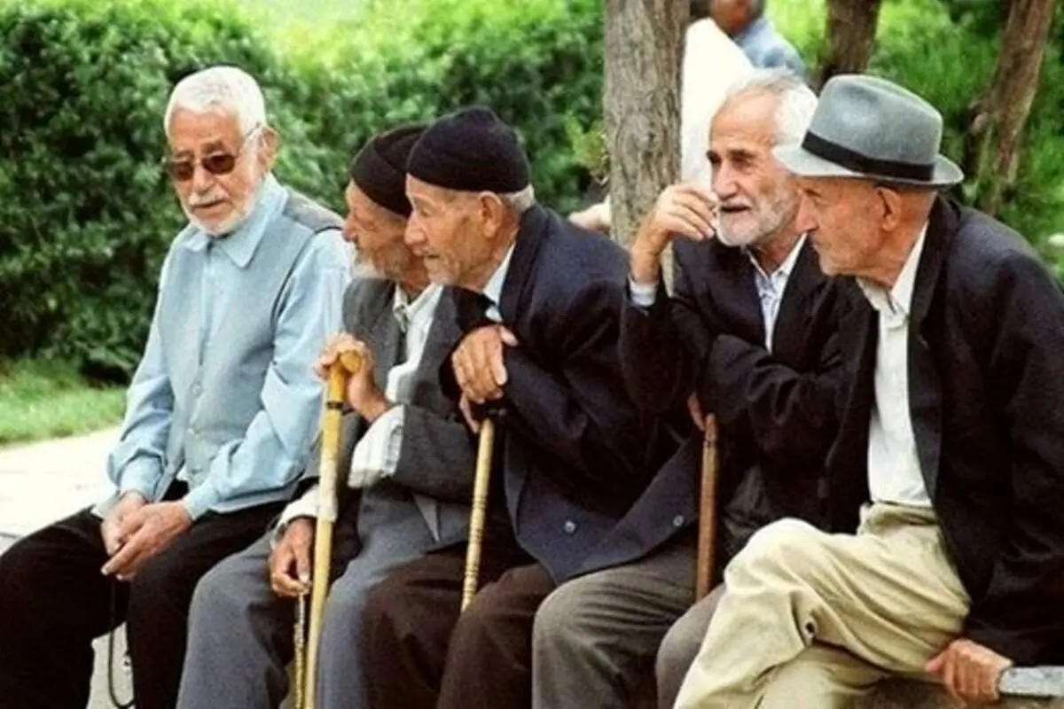 خبر مهم برای بازنشستگان/ جزییات قرارداد جدید بیمه تکمیلی بازنشستگان کشوری