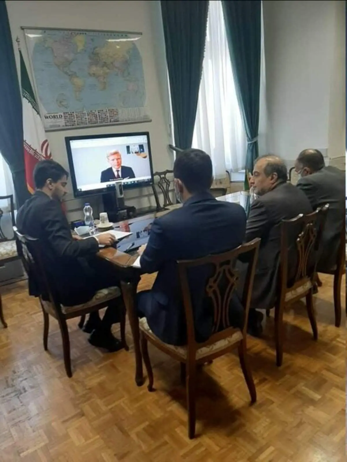 گفتوگوی مشاور ارشد وزیر خارجه کشورمان با فرستاده ویژه دبیرکل سازمان ملل در امور یمن