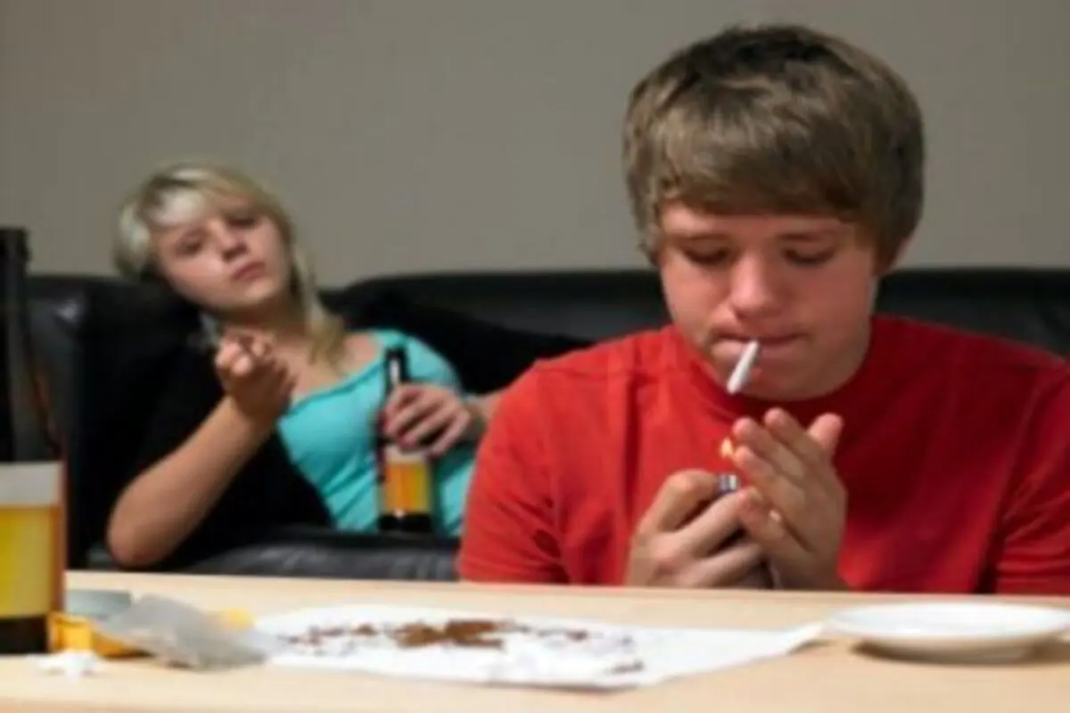 چرا پیشگیری ازسوء مصرف مواد در نوجوانان ارزشمند تر از درمان است؟