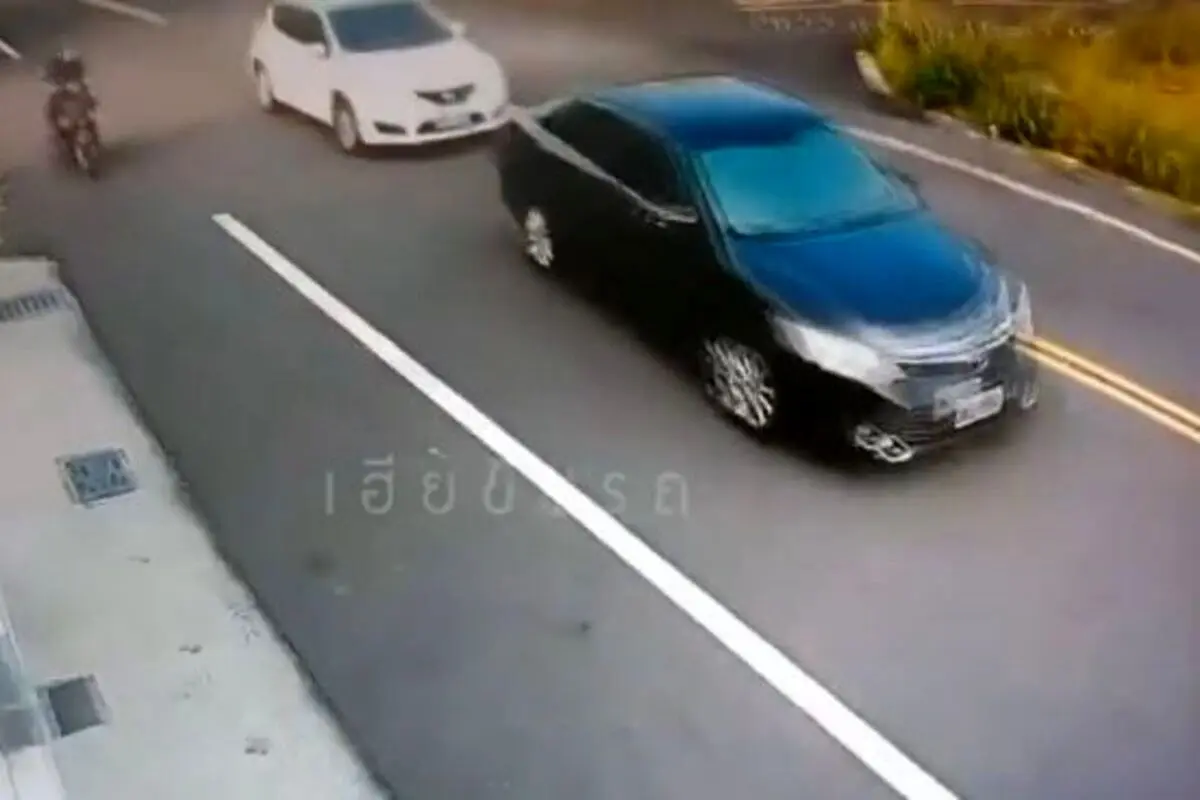 درگیری وحشتناک دو راننده عصبانی در خیابان+فیلم
