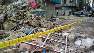 تصاویر اولین حادثه برای دانش آموزان پس از بازگشایی مدارس | ریزش دیوار روی ۳ دانش‌آموز + فیلم