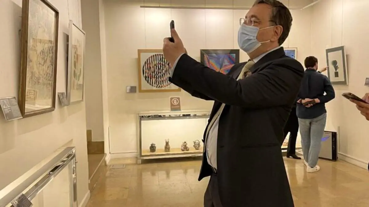 پوشش خانواده سفیر اسپانیا در مجموعه نیاوران + عکس