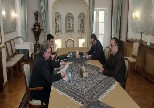 تاکید روسیه بر حق غنی‌سازی ایران / اولیانوف: عراقچی کاملا درست می گوید


