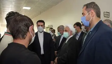 حضور برخی از نمایندگان تهران در مجلس در جریان بازدید در راستای دستور اخیر قاضی‌القضات برای صدور مجوز بازدید وکلای ملت از مراکز قضایی/ دیدار نماینده کارگران کارخانه کیان‌تایر با رئیس قوه قضاییه در ساختمان دادسرای اسلامشهر