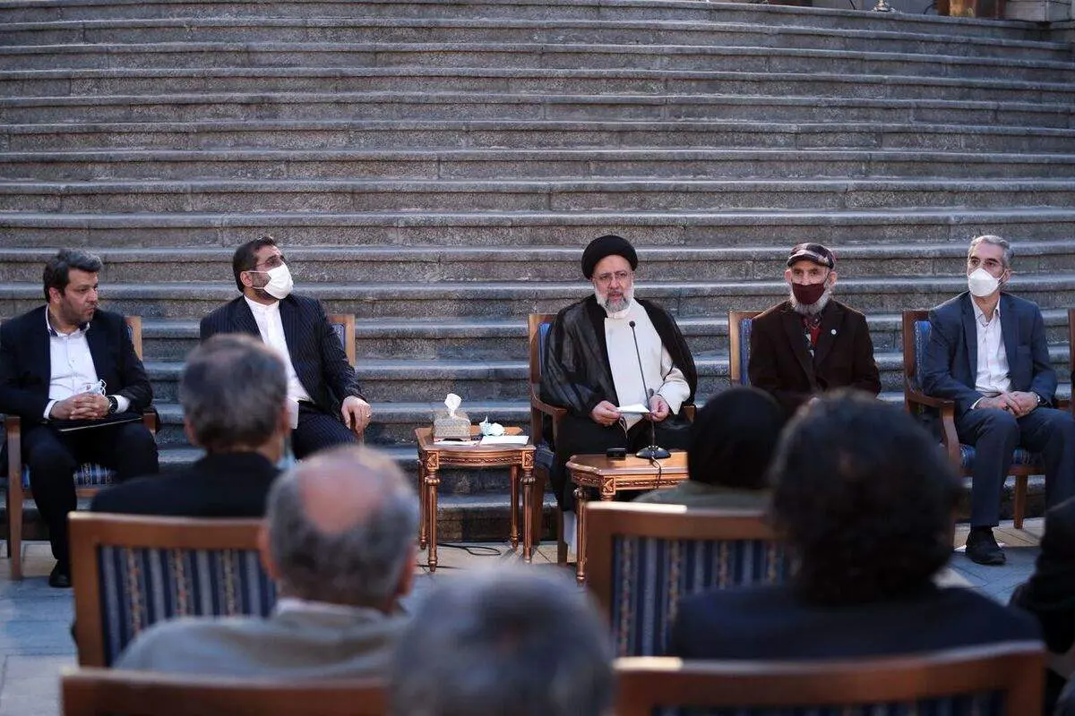 رئیسی: کارگروه مشترک بررسی مشکلات هنرمندان تشکیل شود