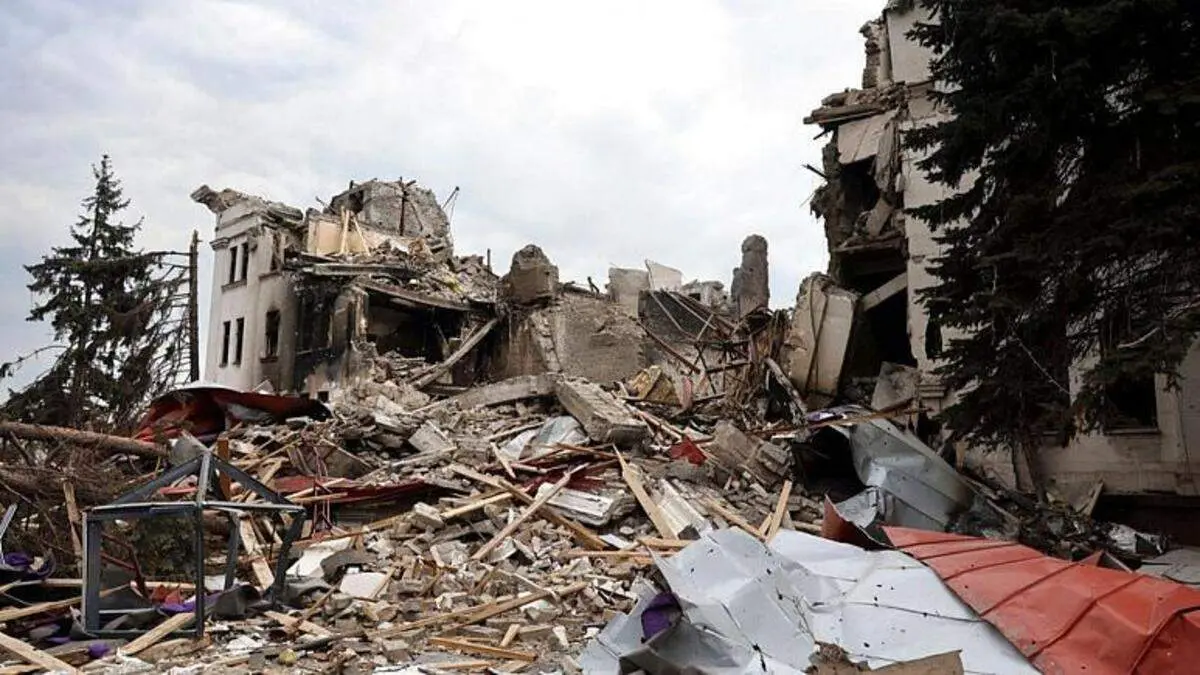 کشف شبکه جاسوسي ناتو در روسيه/ انتقاد "پاپ" از برخورد نژادپرستانه غرب با پناهندگان / زلنسکی: ۲۵۰۰ تا ۳۰۰۰ سرباز اوکراینی کشته شده‌اند + فیلم و تصاویر