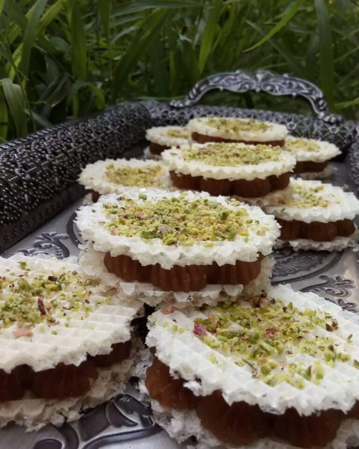 طرز تهیه حلوا حصیری + فوت و فن خوشمزه شدن