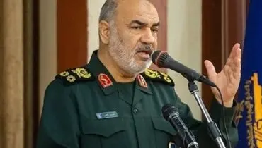 سرلشکر سلامی : وحدت ارتش و سپاه ناامیدی و عصبانیت دشمنان را رقم زده است