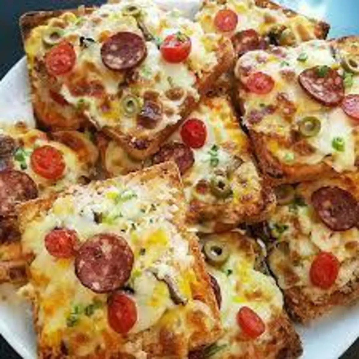 با هر چه در خانه دارید کوکو پیتزایی درست کنید