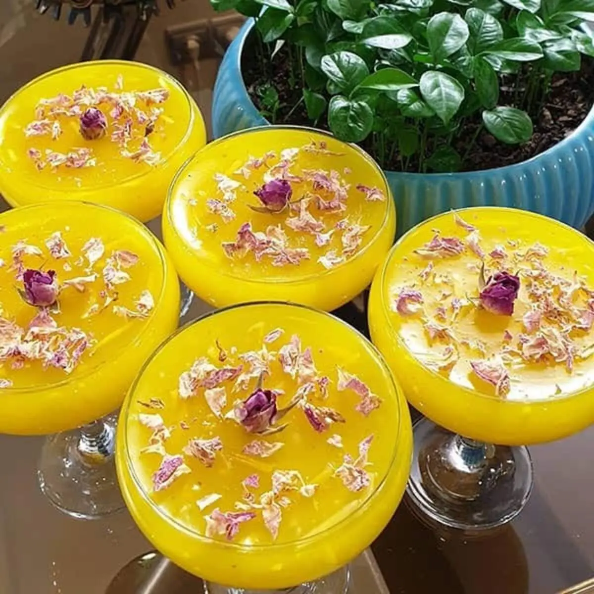 طرز تهیه دسر لرزان