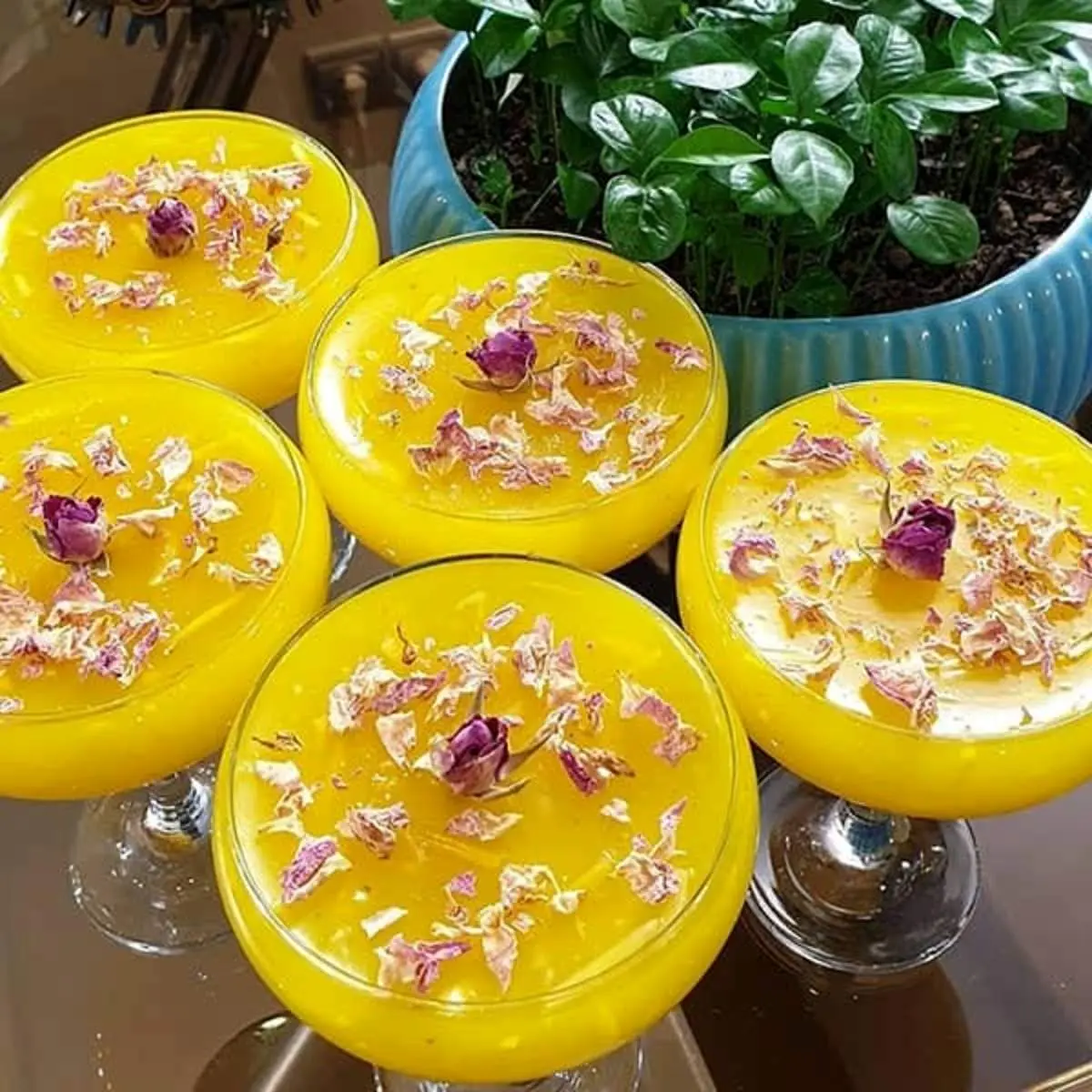 طرز تهیه دسر لرزان