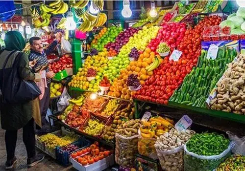 نرخنامه قیمت میوه و تره بار امروز در بازارن (۵ آبان ۱۴۰۴)