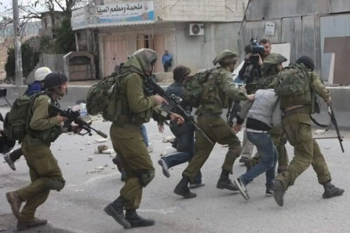 ۱۶ فلسطینی توسط نظامیان صهیونیست بازداشت شدند