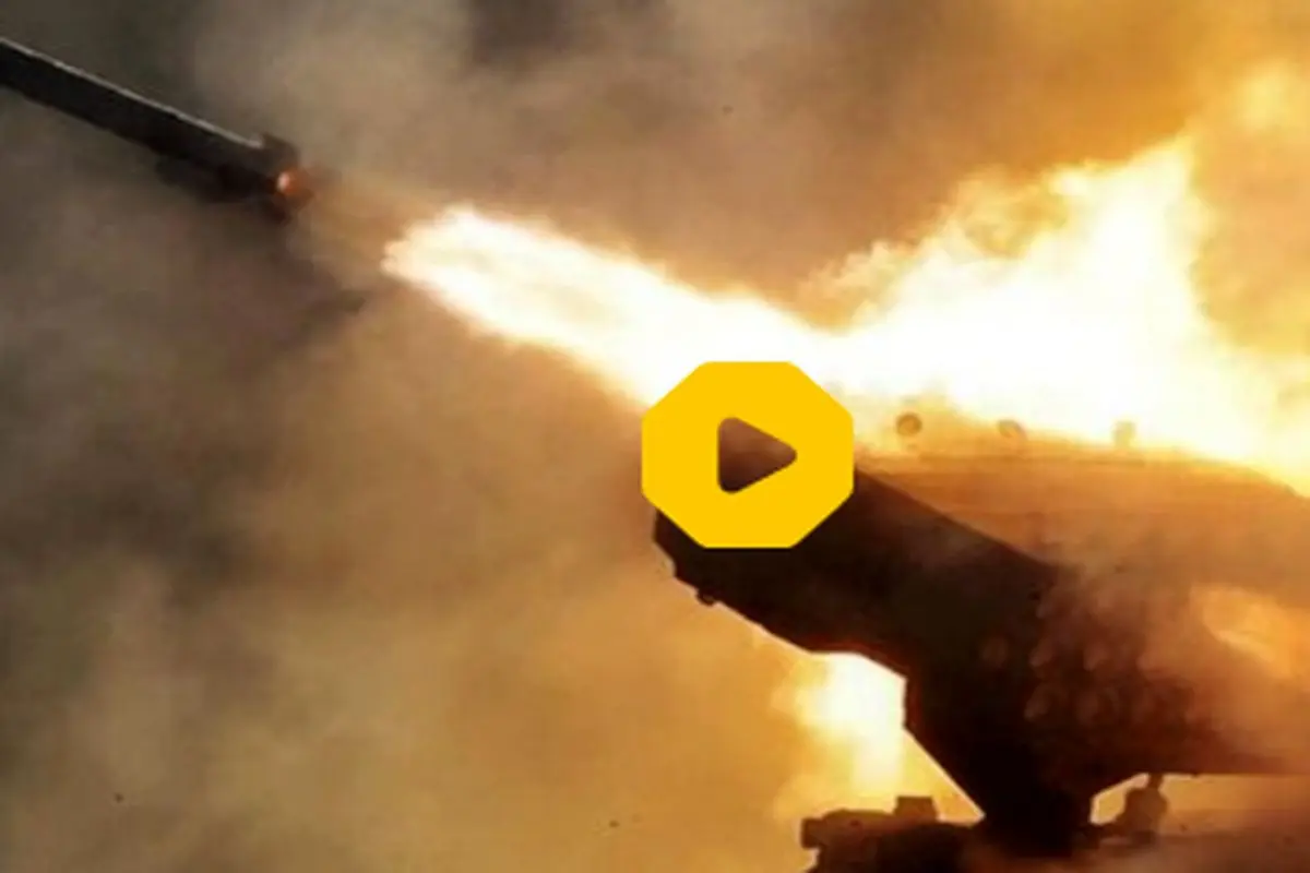 لحظه انهدام کارخانه صنایع موشک سازی اوکراین توسط روس‌ها+ فیلم