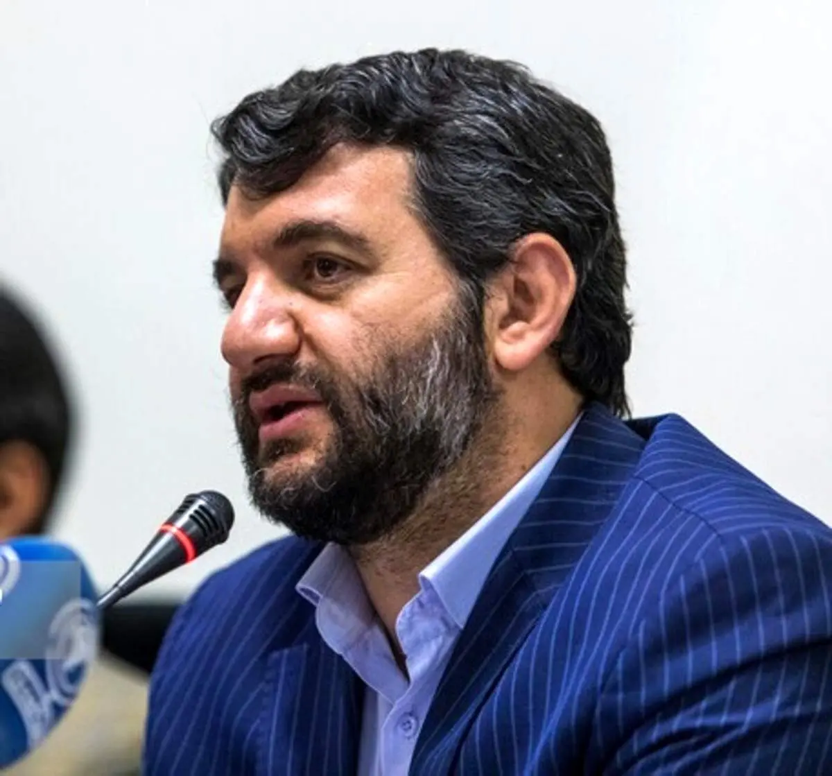 تعیین تعرفه خدمات درمانی سال ۱۴۰۱ متناسب با افزایش حقوق کارکنان باشد