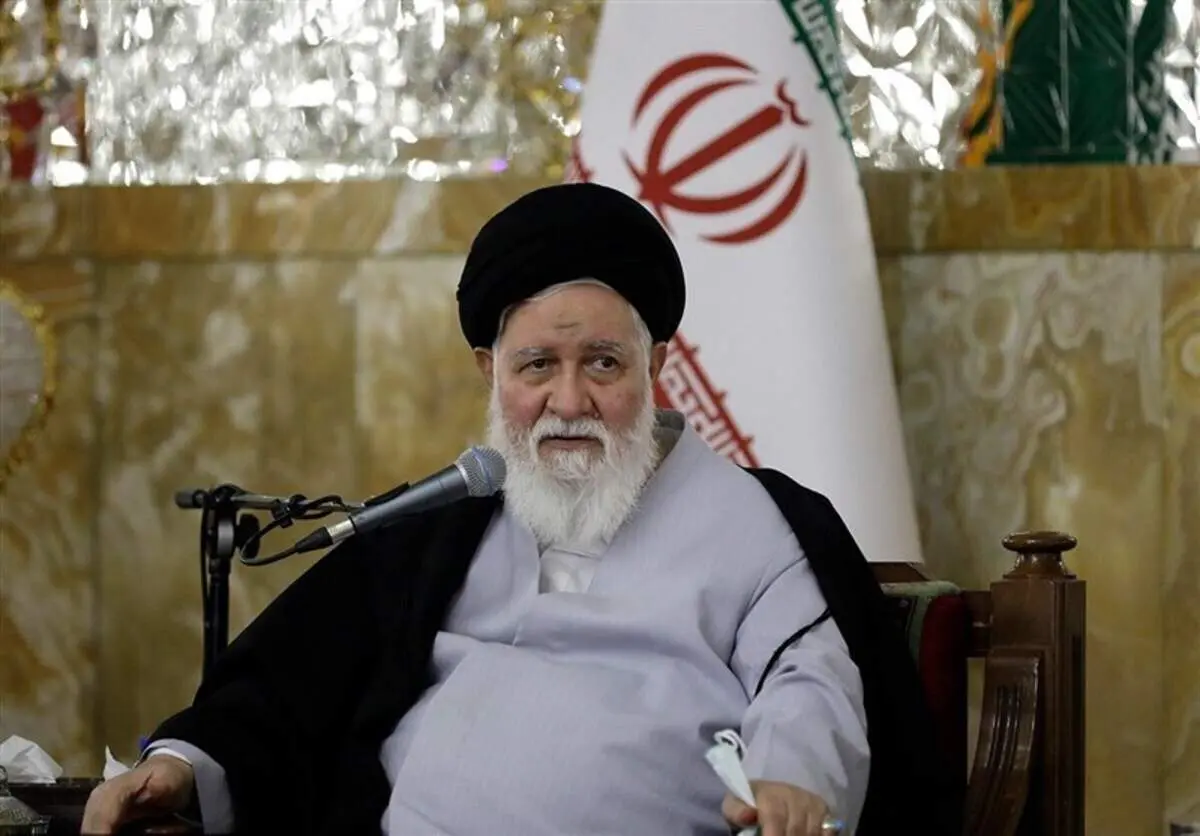 واکنش تلویحی علم الهدی به ماجرای سفر خانواده قالیبافامام جمعه مشهد گفت: جریان&zwnj;های مافیایی که برای سود خود گرانی را در کشور دامن می&zwnj;زنند و نسبت به مردم جنایت می&zwnj;کنند باید شناسایی شوند تا این معضل در کشور حل شود.