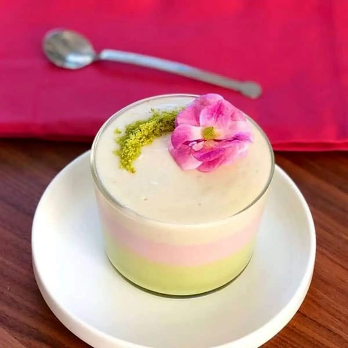 طرز تهیه فرنی موزی