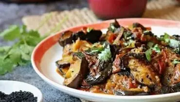 طرز تهیه بادمجان آچاری