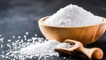 چرا اول و آخر غذا باید نمک بخوریم؟