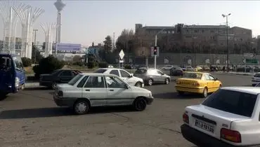 در روز گذشته چند خودرو از تهران خارج شد؟