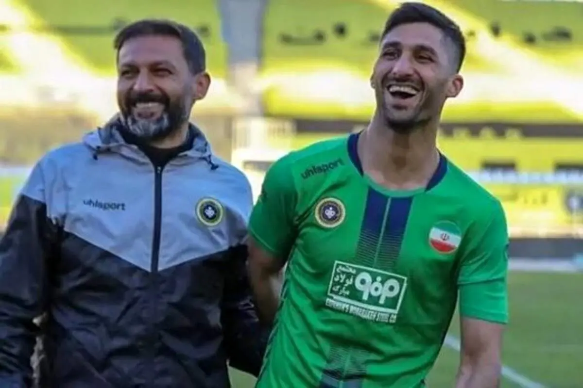 رشید با رنگ قرمز برای استقلال کری خواند؟