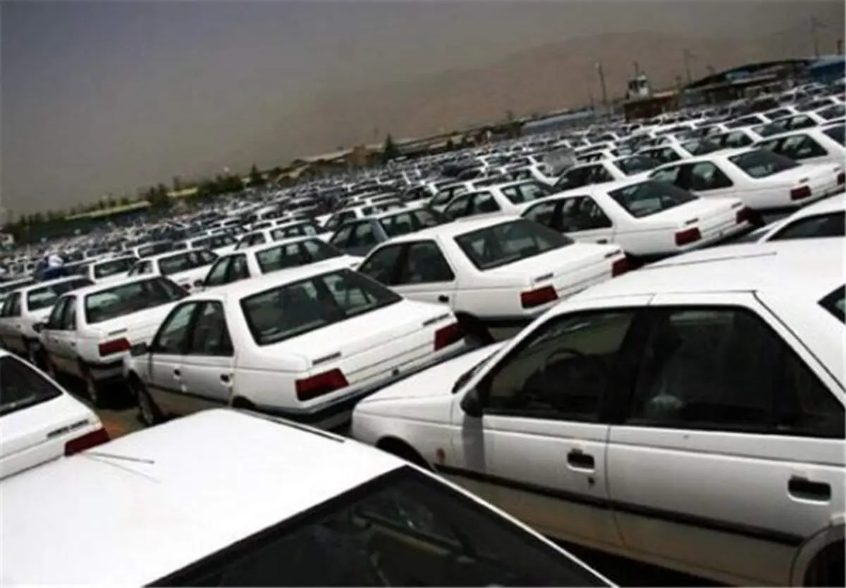 خودروسازان داخلی پر رو شده اند