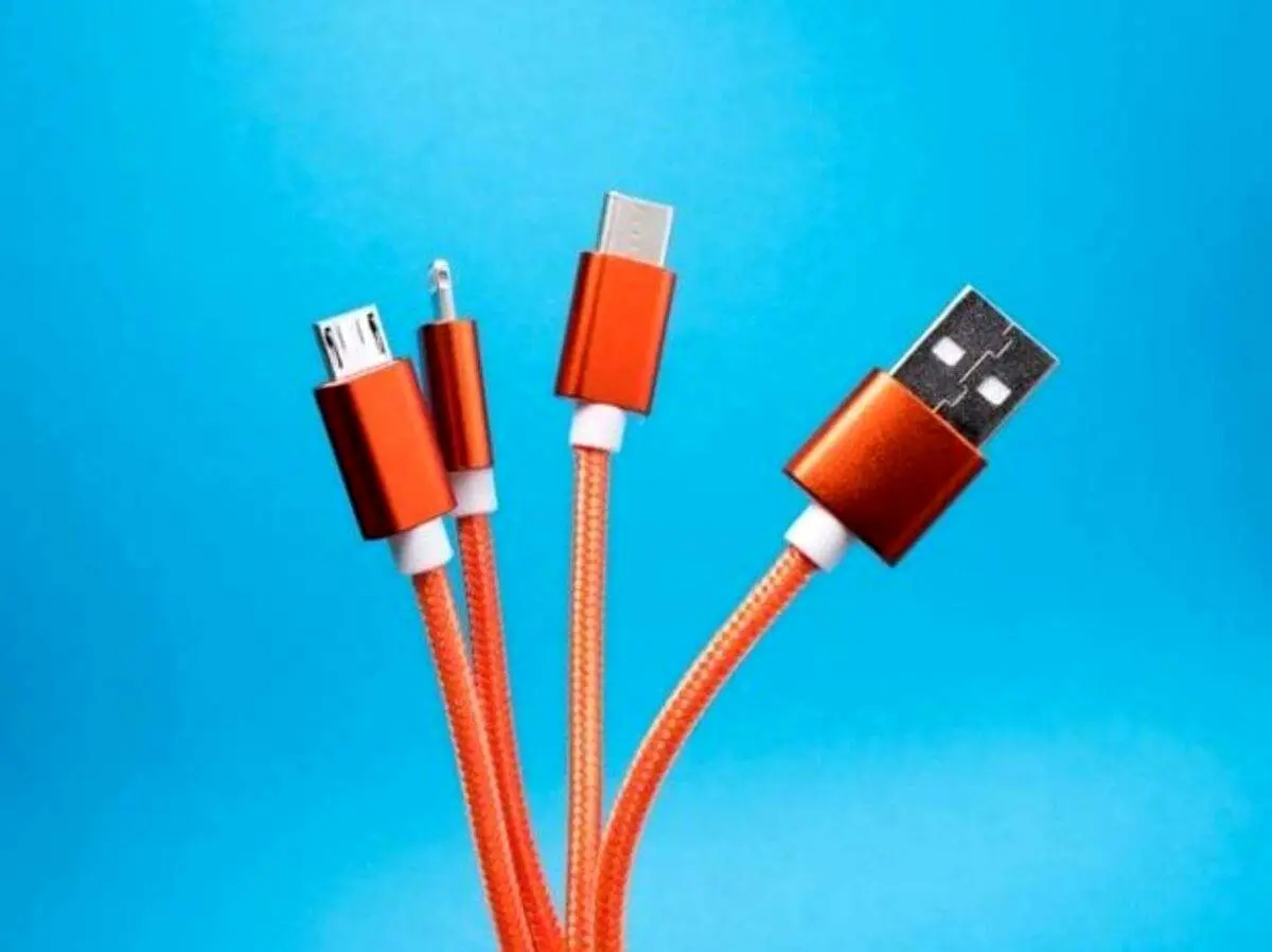 رویای شارژ سوپر فست ۲۴۰ واتی با کابل‌های USB C جدید محقق می‌شود