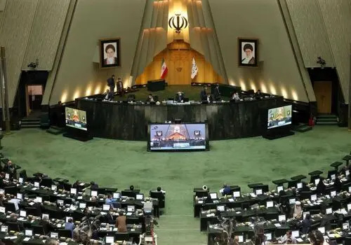 اخراج وزیر کار روی آنتن زنده تلویزیون!+ فیلم
