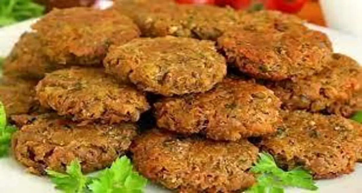 طرز تهیه کتلت عدس و سیب زمینی