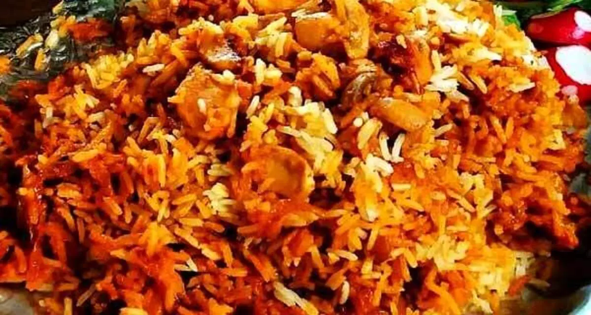 دستور پخت قارچ پلو با مرغ زعفرانی خوشمزه مرحله به مرحله