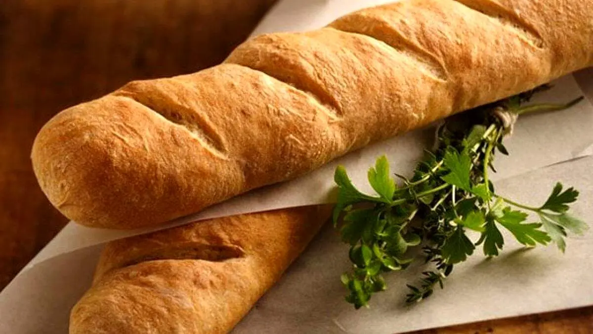 طرز تهیه نان باگت ساندویچی به روش فرانسوی
