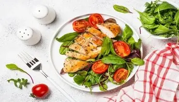 کمتر بخورید تا بیشتر زنده بمانید