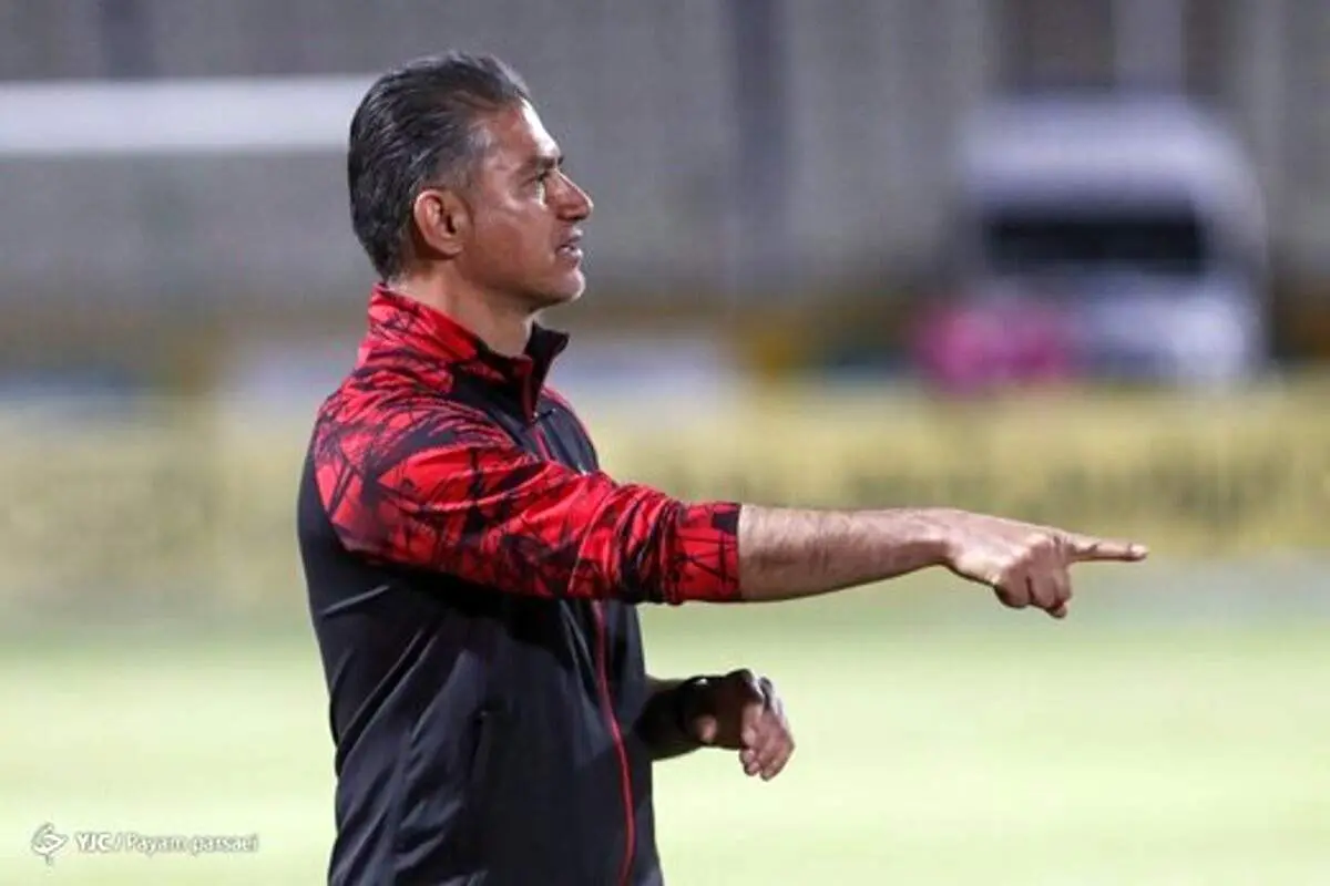 مربی پرسپولیس به نشستخبری نیامد