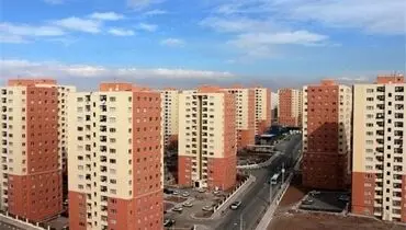 خانوارهای دارای سه فرزند تهرانی، به جای زمین، خانه‌دار می‌شوند