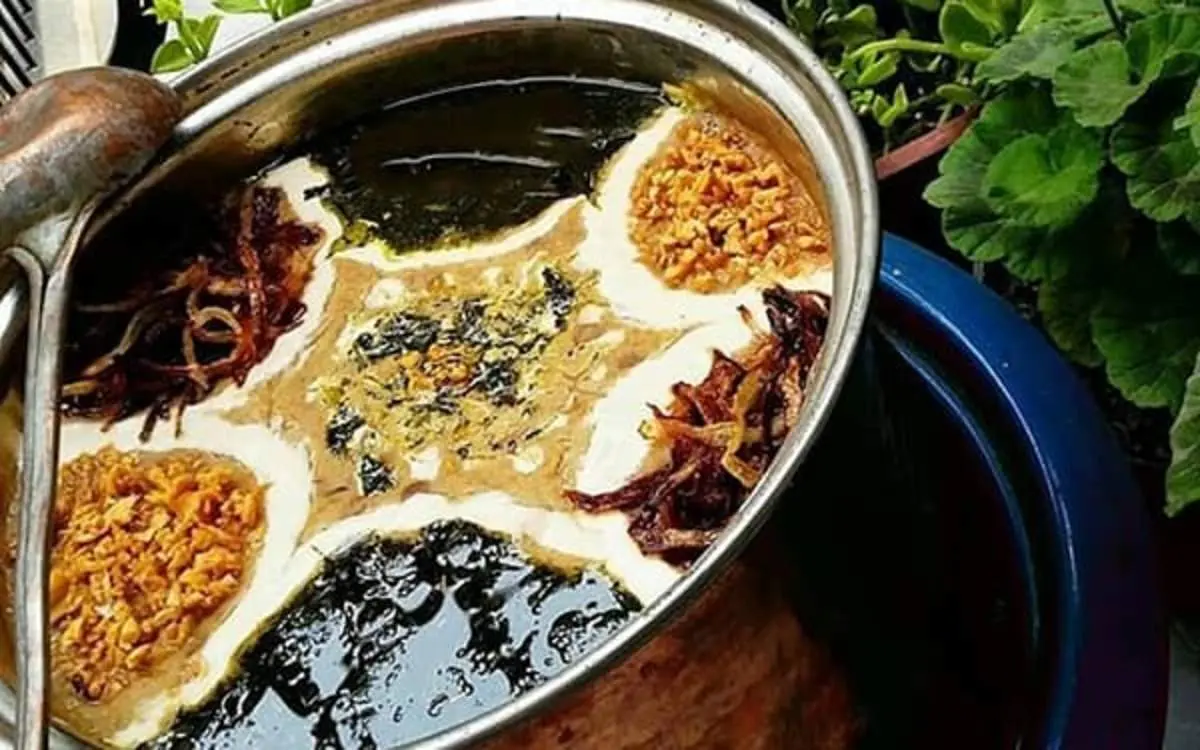 دستور پخت آش بادمجان خوشمزه با گوشت سردست و حبوبات