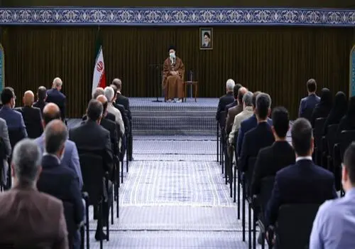 رائفی پور: نمایندگان مجلس خیلی وقیح هستند