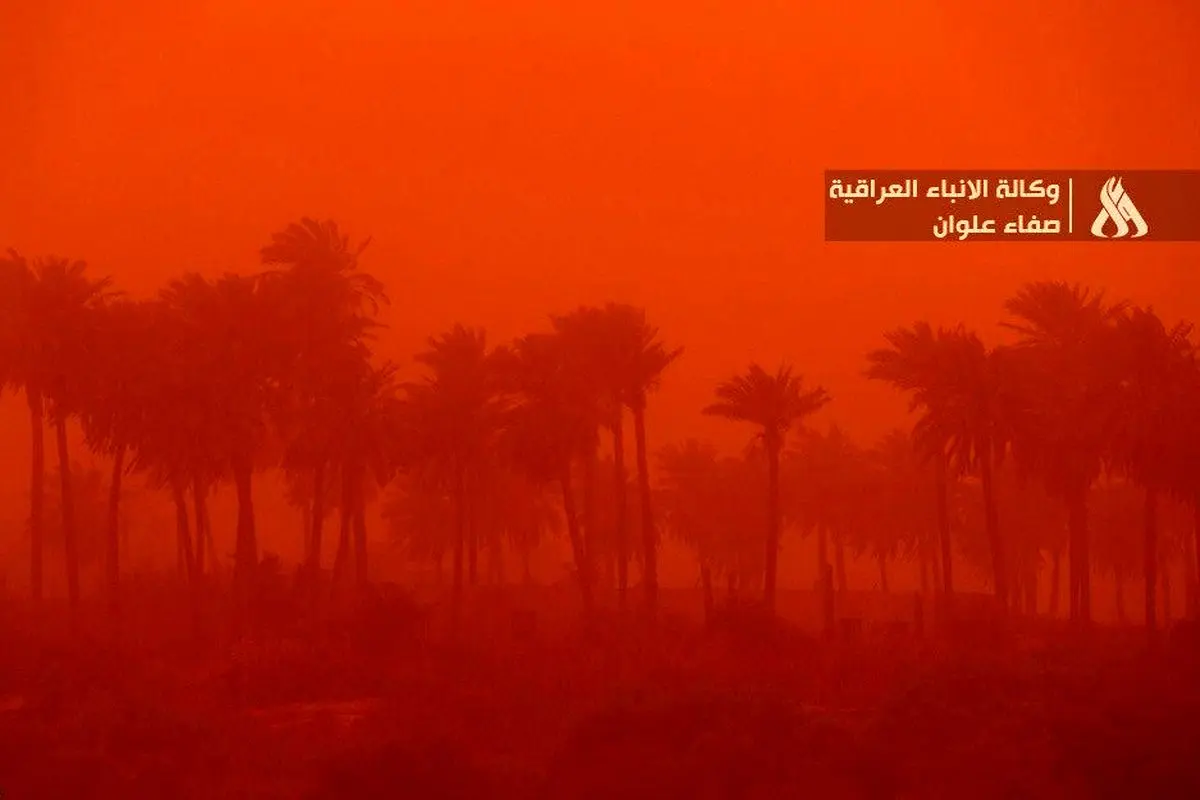 توفان گردوخاک در عراق| آسمان بغداد آجری‌رنگ شد | این خاک به ایران می‌رسد؟ + فیلم