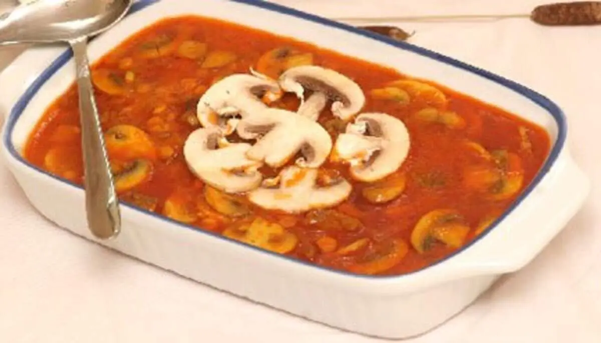 دستور پخت خورش قارچ و گوشت رعفرانی ربی خوشمزه و مجلسی