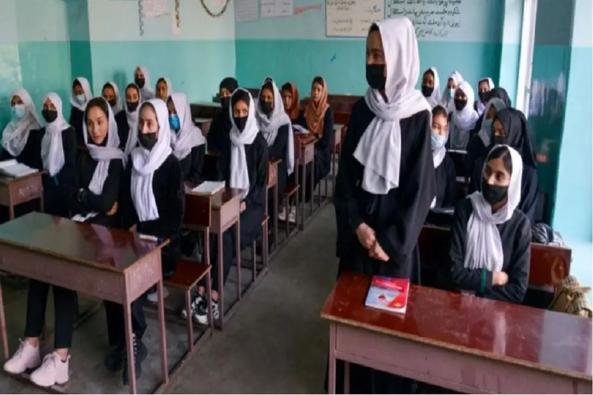 فرار دختران افغان از دست طالبان برای ادامه تحصیل در ایران