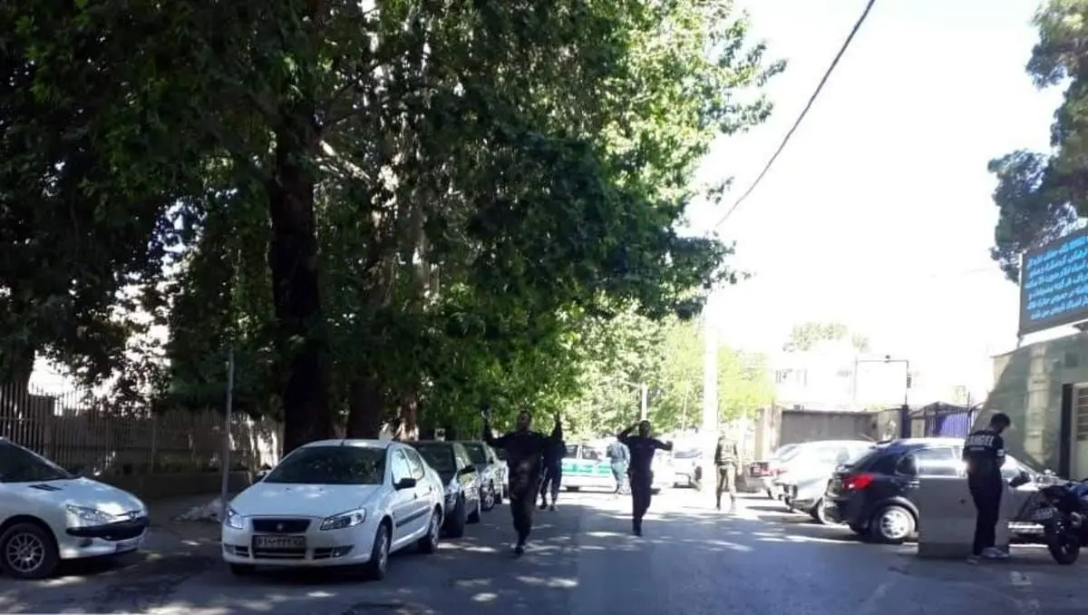 گروگانگیری در یکی از ادارات استان ایلام/ متهم ۳ نفر را کشت و ‌۵ نفر دیگر را زخمی کرد/ گروگانگیر خودکشی کرد + عکس و فیلم