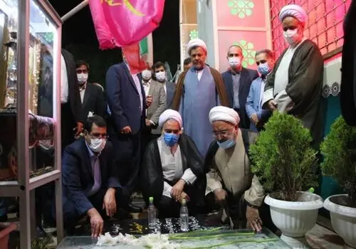 ادای احترام معاون اول قوه قضاییه به مقام شامخ شهدای سرخه
