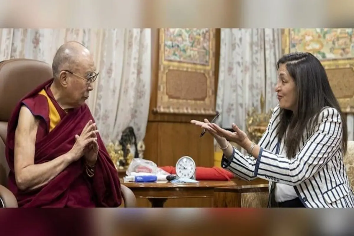 چین دیدار نماینده آمریکا با دالایی لاما را محکوم کرد/ نقض تعهد واشنگتن