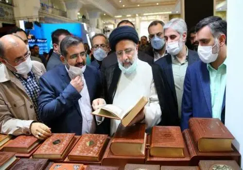 بازدید رئیس جمهور از نمایشگاه کتاب تهران