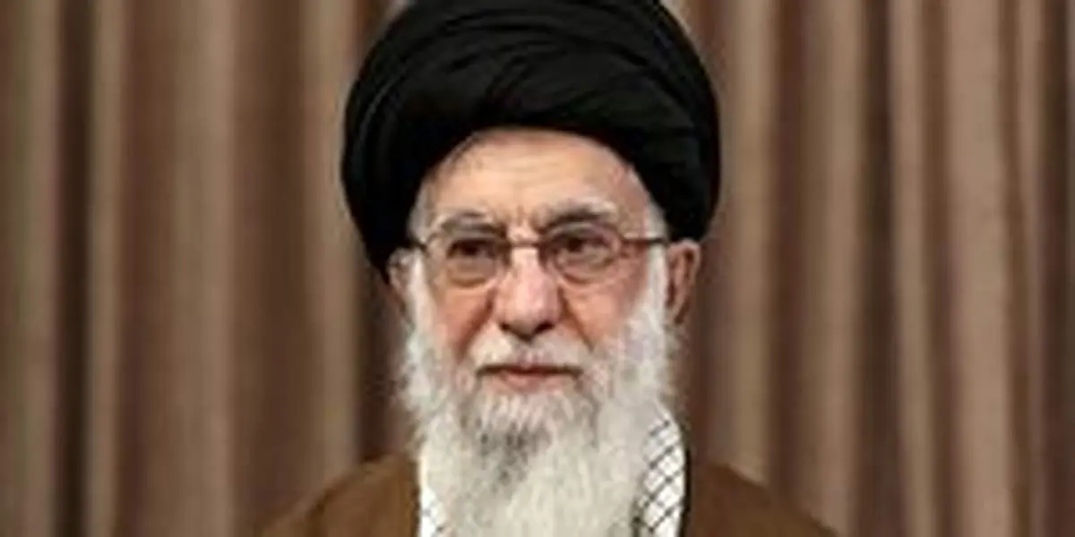 رهبر انقلاب: سرودی بسازید که بچهها وقتی در کوچه راه میروند، آن را زمزمه کنند+ فیلم